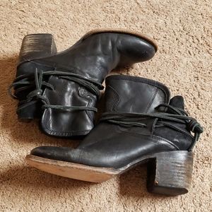 Freebird Casey size 9 bootie